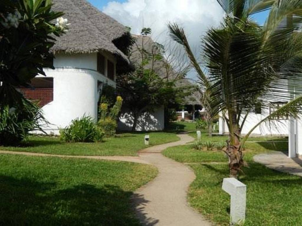Garoda Resort Malindi Buitenkant foto